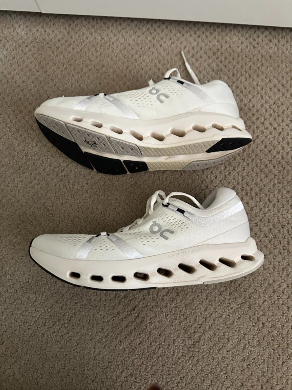 On Cloudsurfer 2 Women’s 9 Ivory Ivory Running Shoes CloudTec Used No Box
